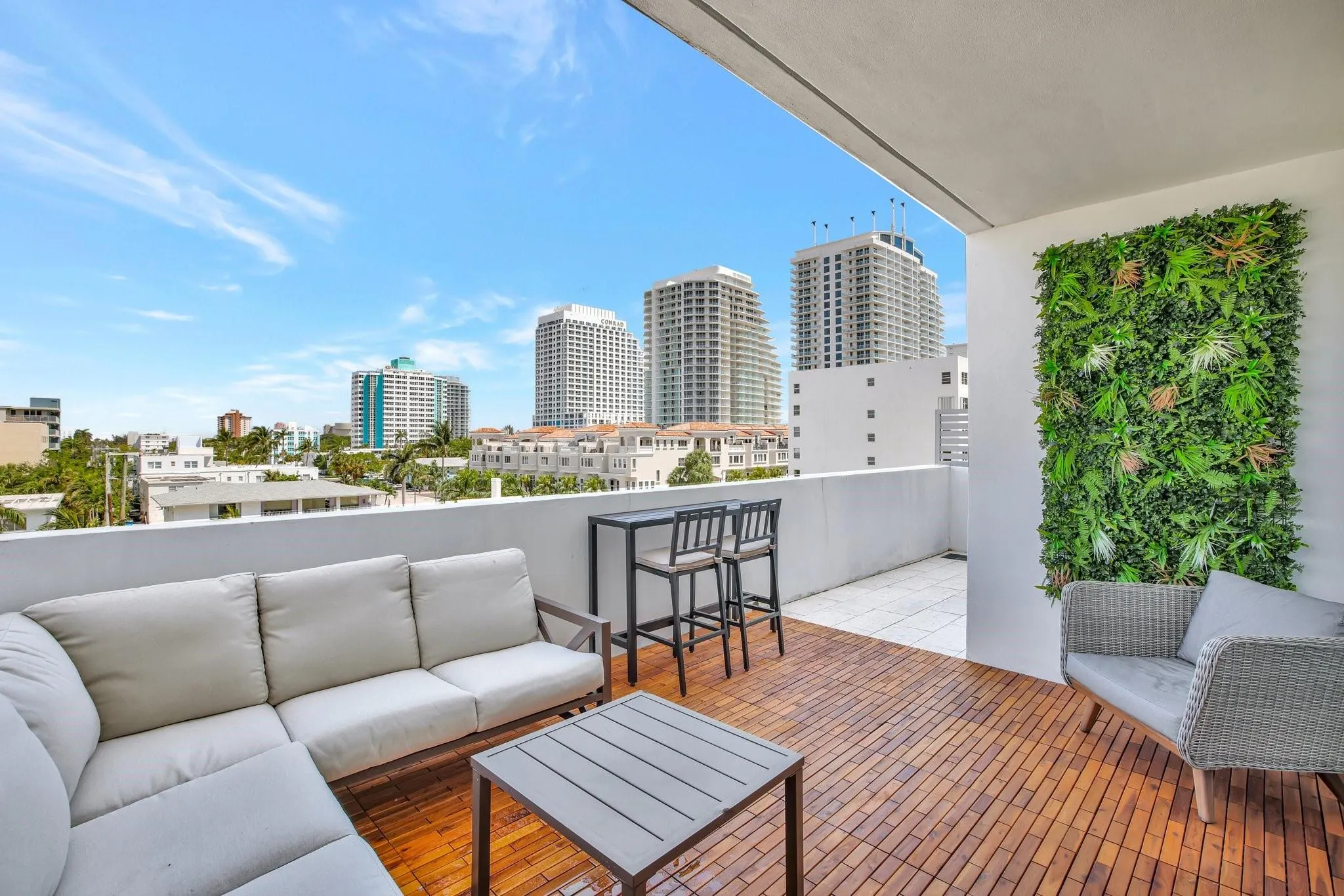 401 N Birch Rd, #413