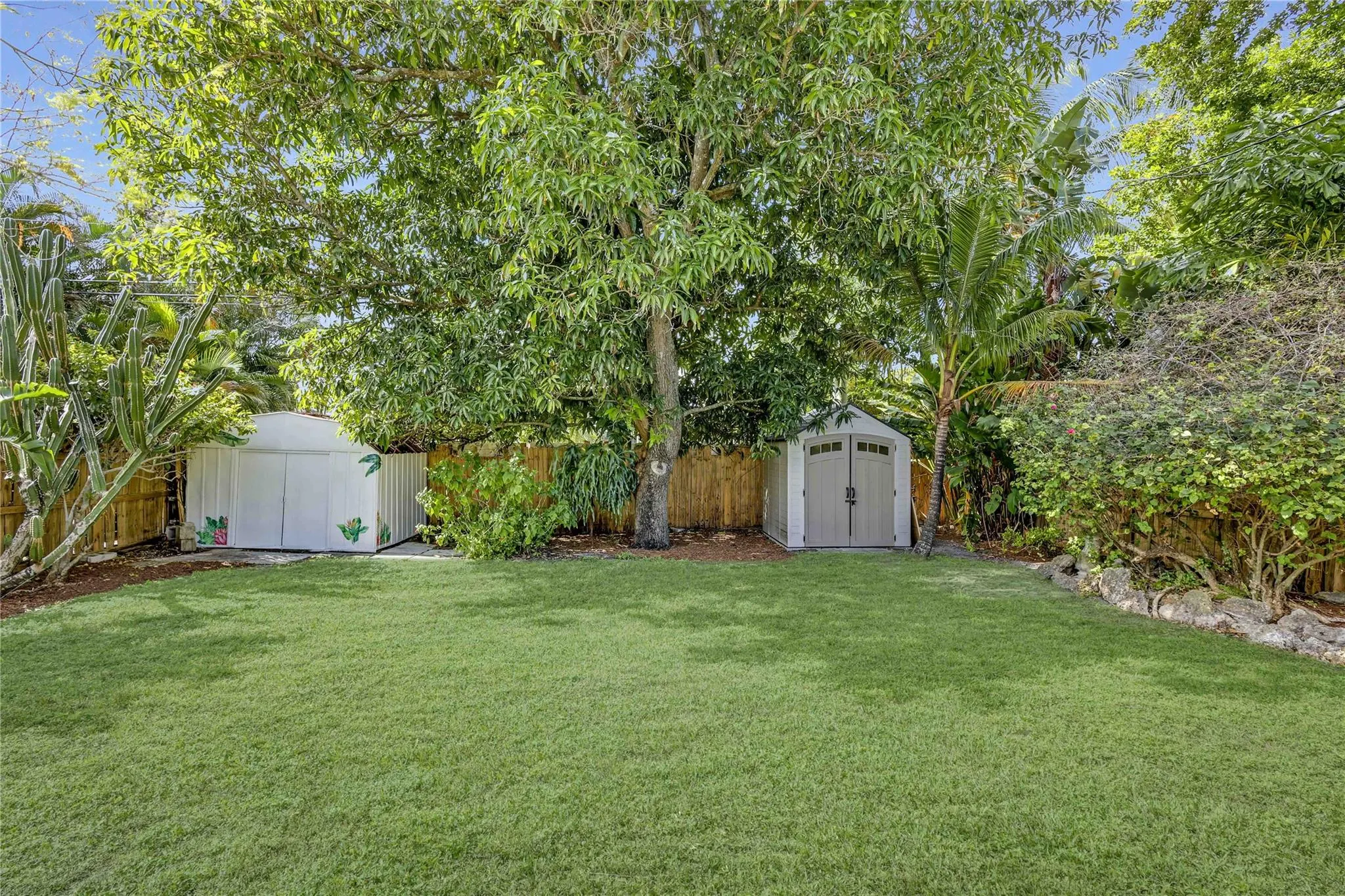 1621 NW 7th Ave