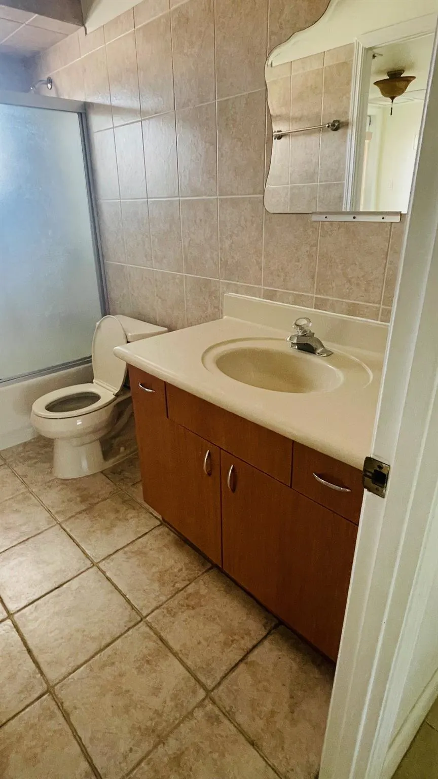 5111 W Oakland Park Blvd, #306
