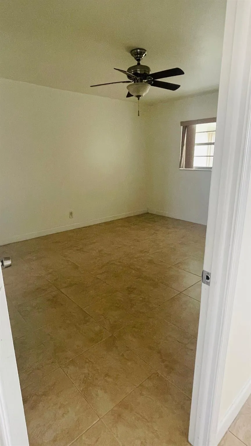 5111 W Oakland Park Blvd, #306