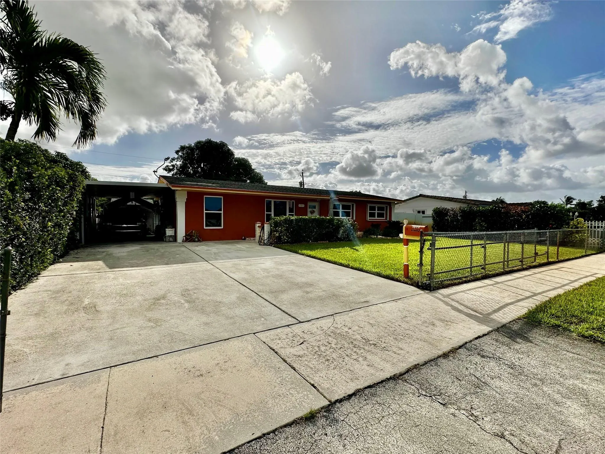 17311 NW 52nd Ave