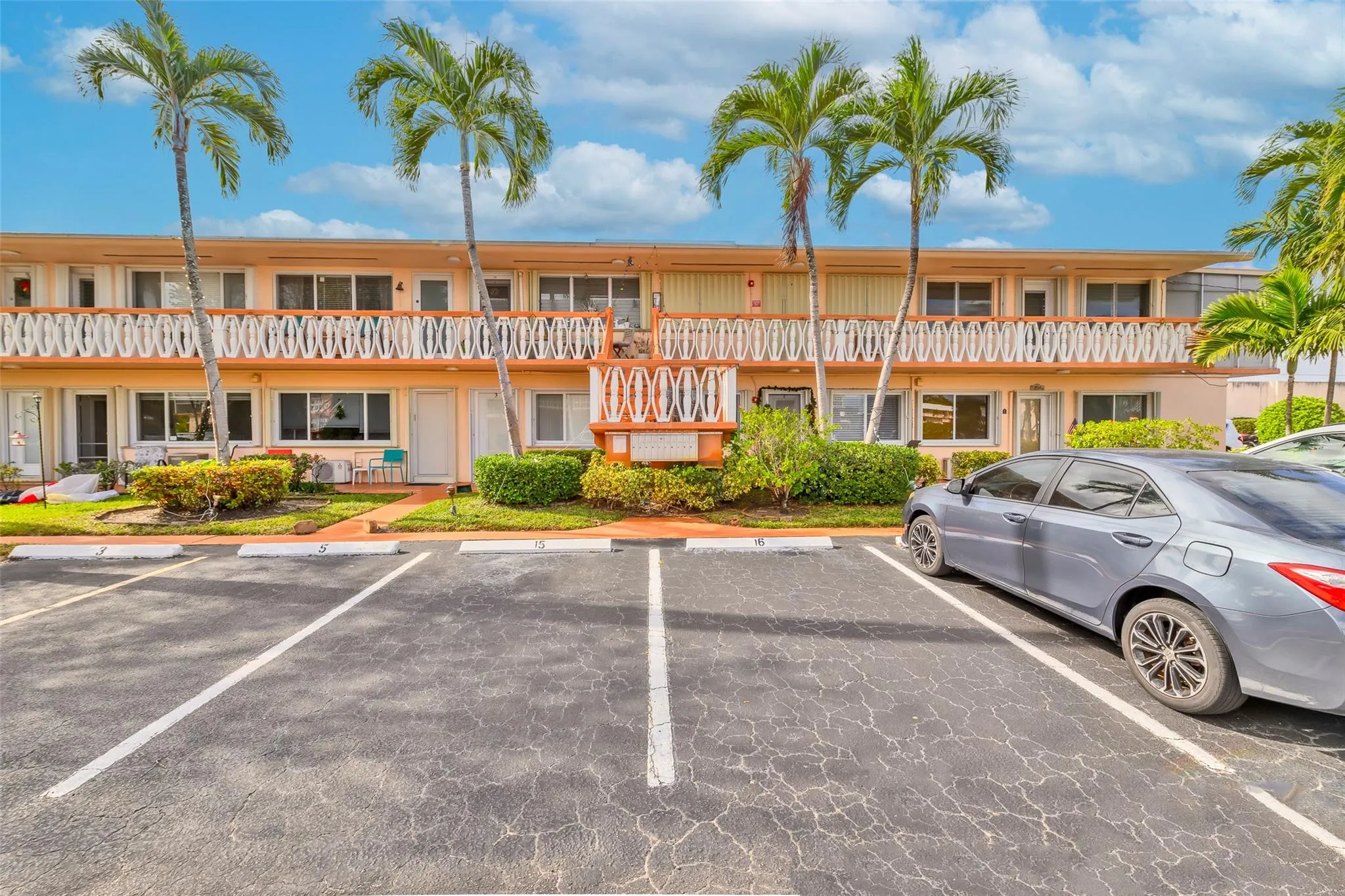 1000 SW 11th Ave, ##2E