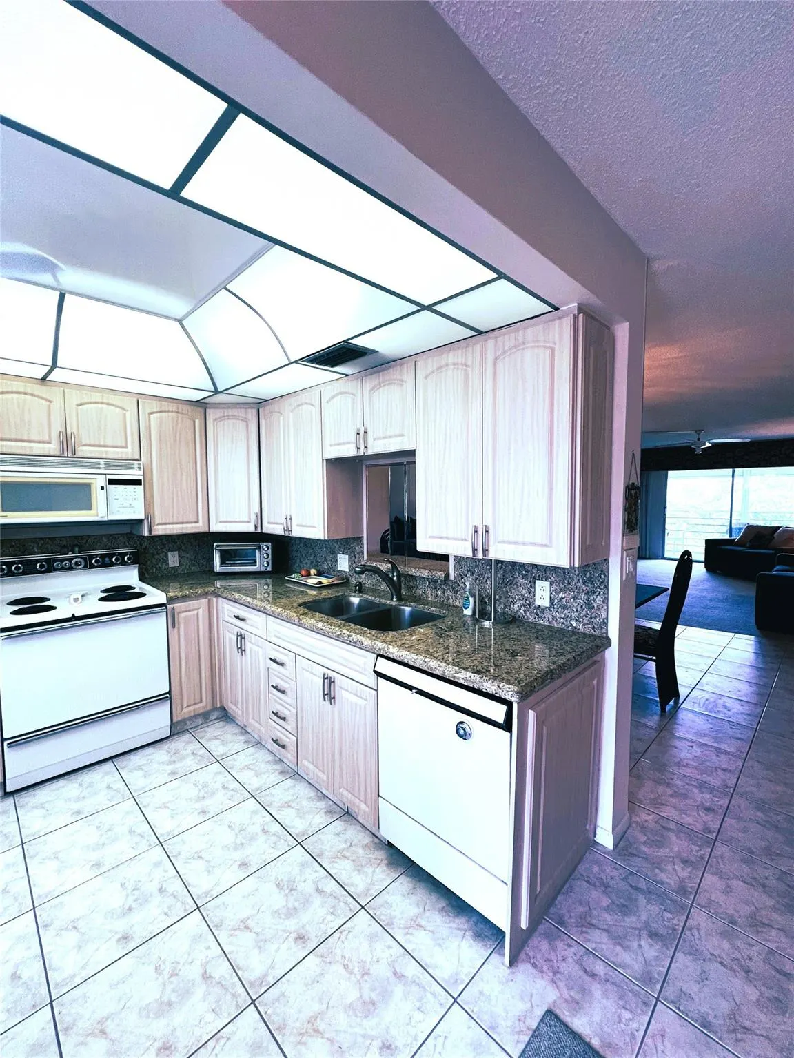 2902 Victoria Circle, #E-3