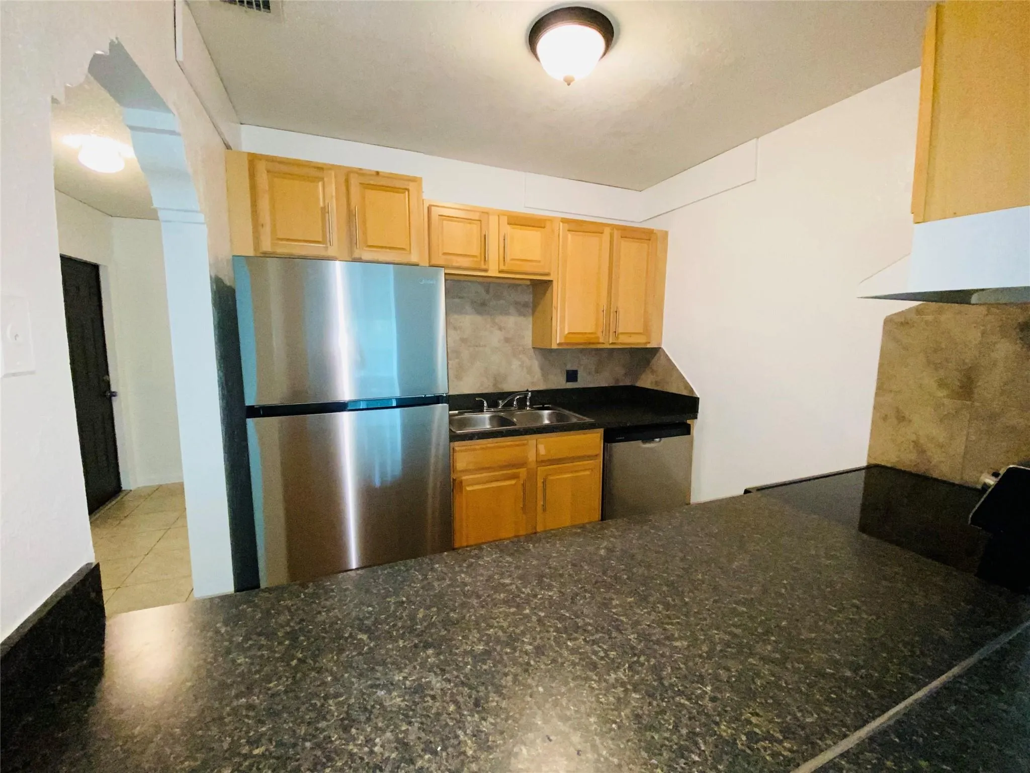 11380 NW 39th St