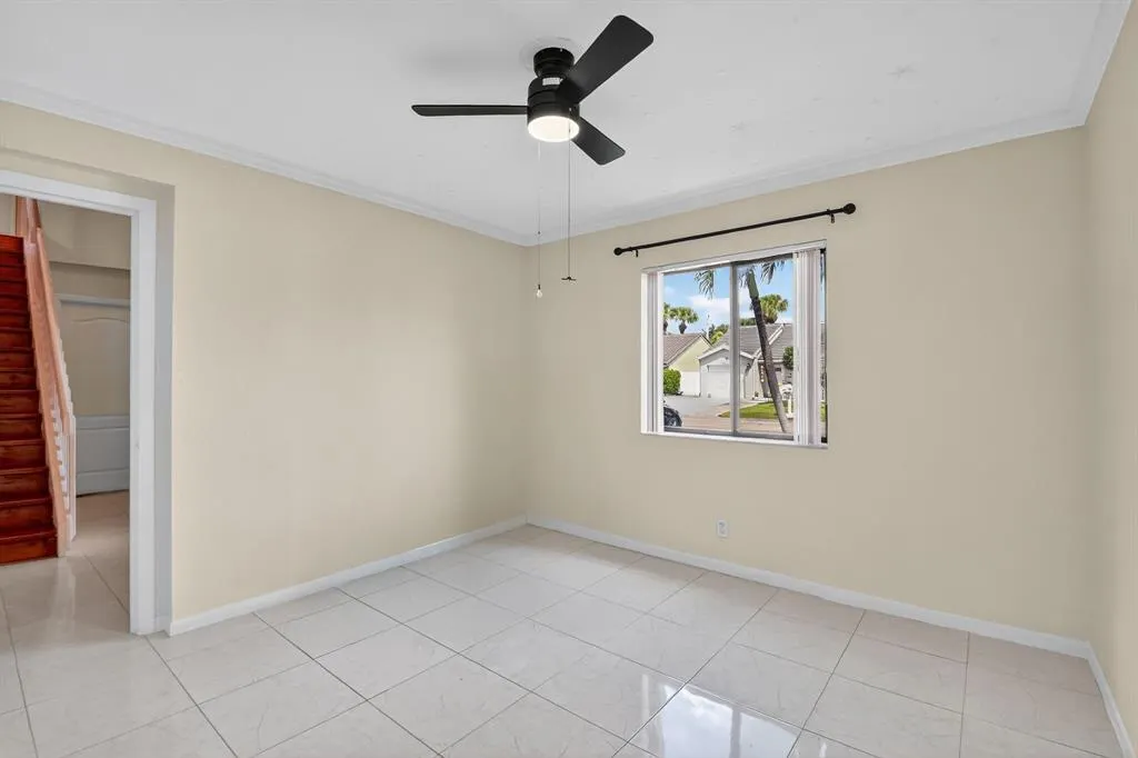 6044 STRAWBERRY FIELDS Way