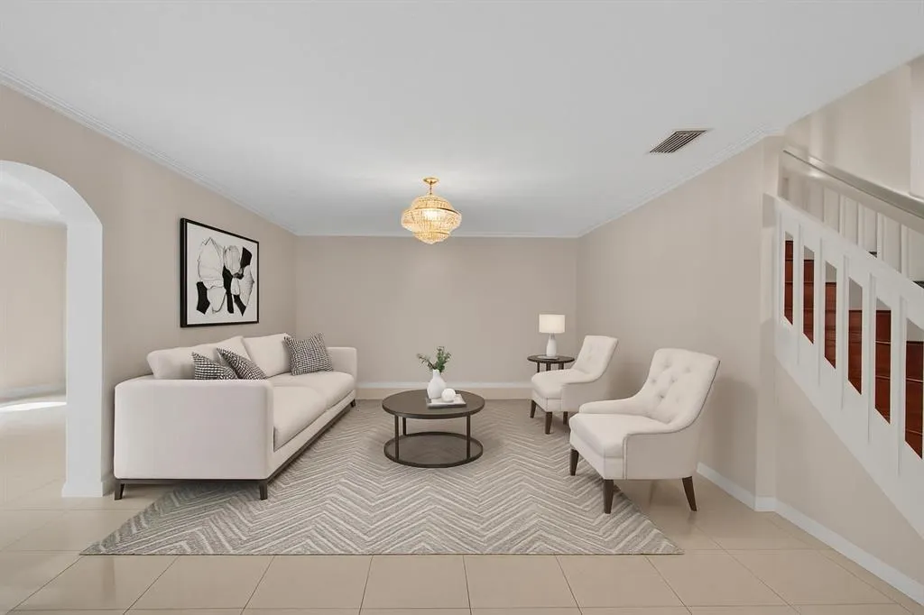 6044 STRAWBERRY FIELDS Way