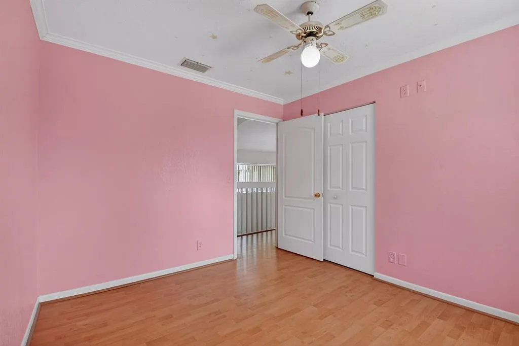 6044 STRAWBERRY FIELDS Way