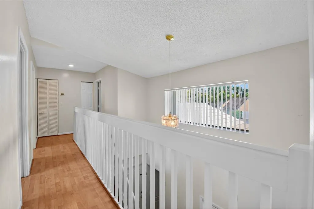 6044 STRAWBERRY FIELDS Way