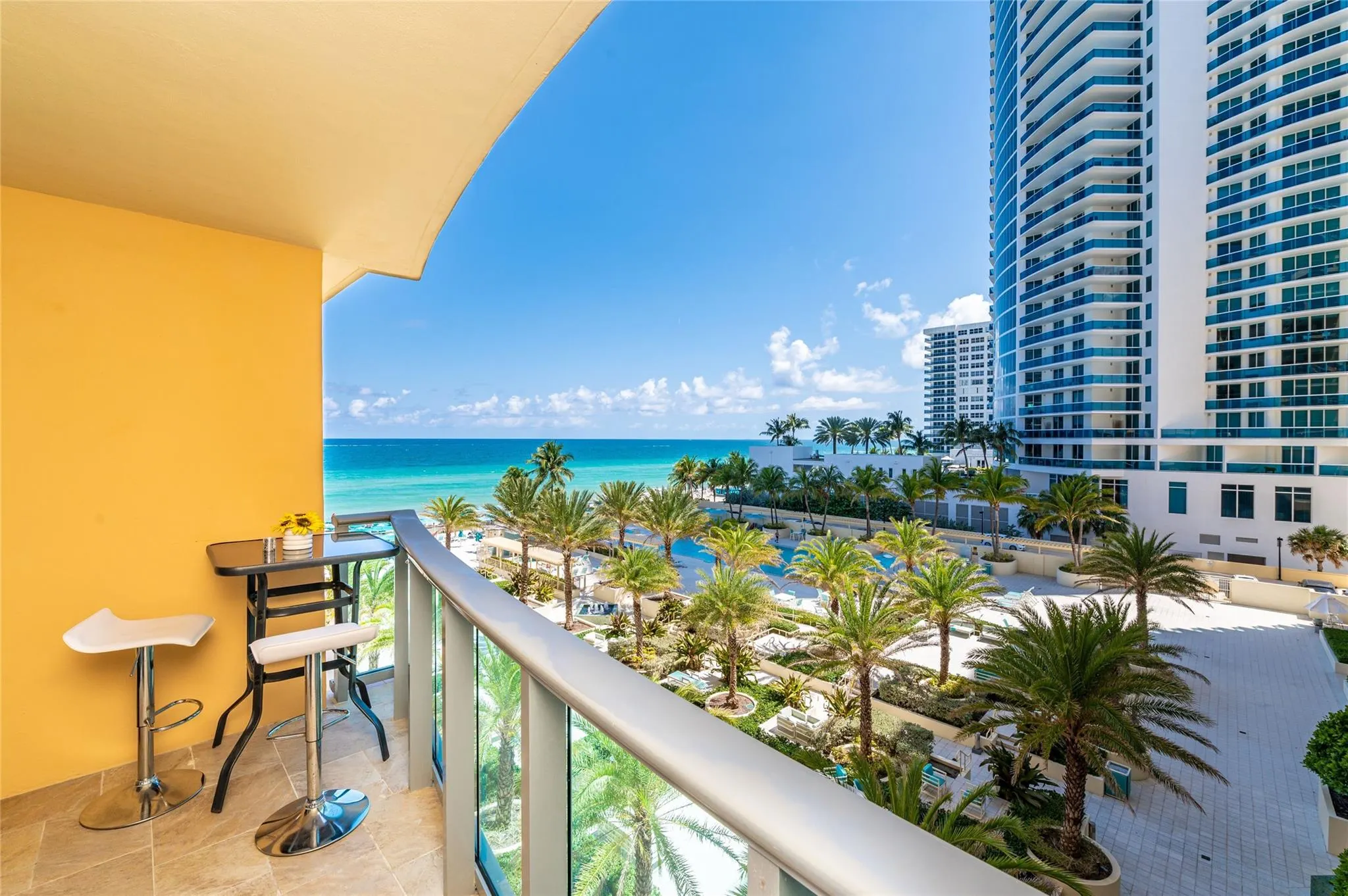 2501 S Ocean Dr, #517