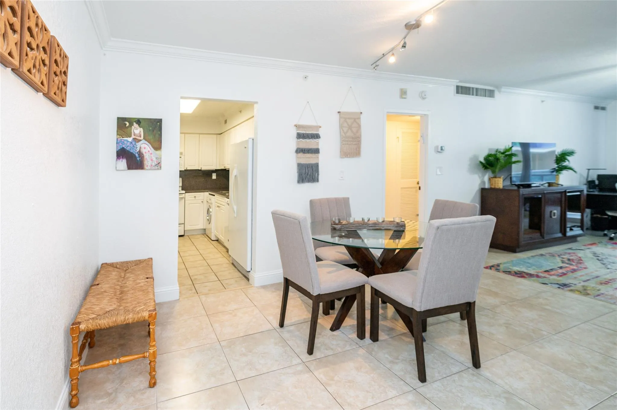 2501 S Ocean Dr, #517