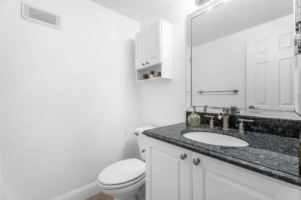 2501 S Ocean Dr, #517