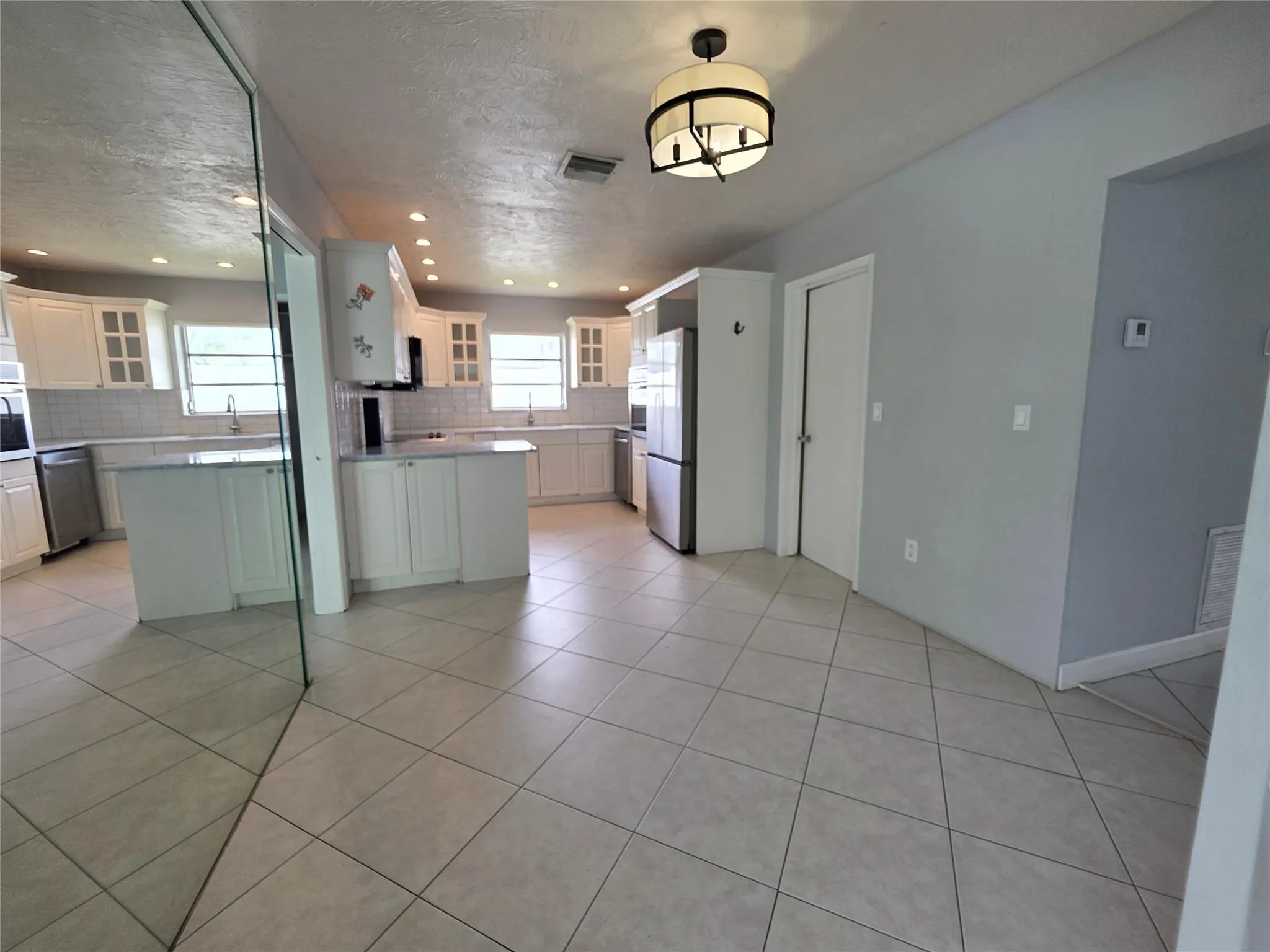 341 SE 6th Ave