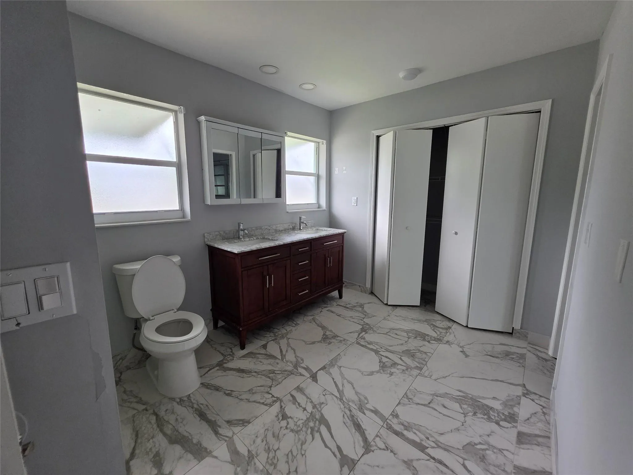 341 SE 6th Ave