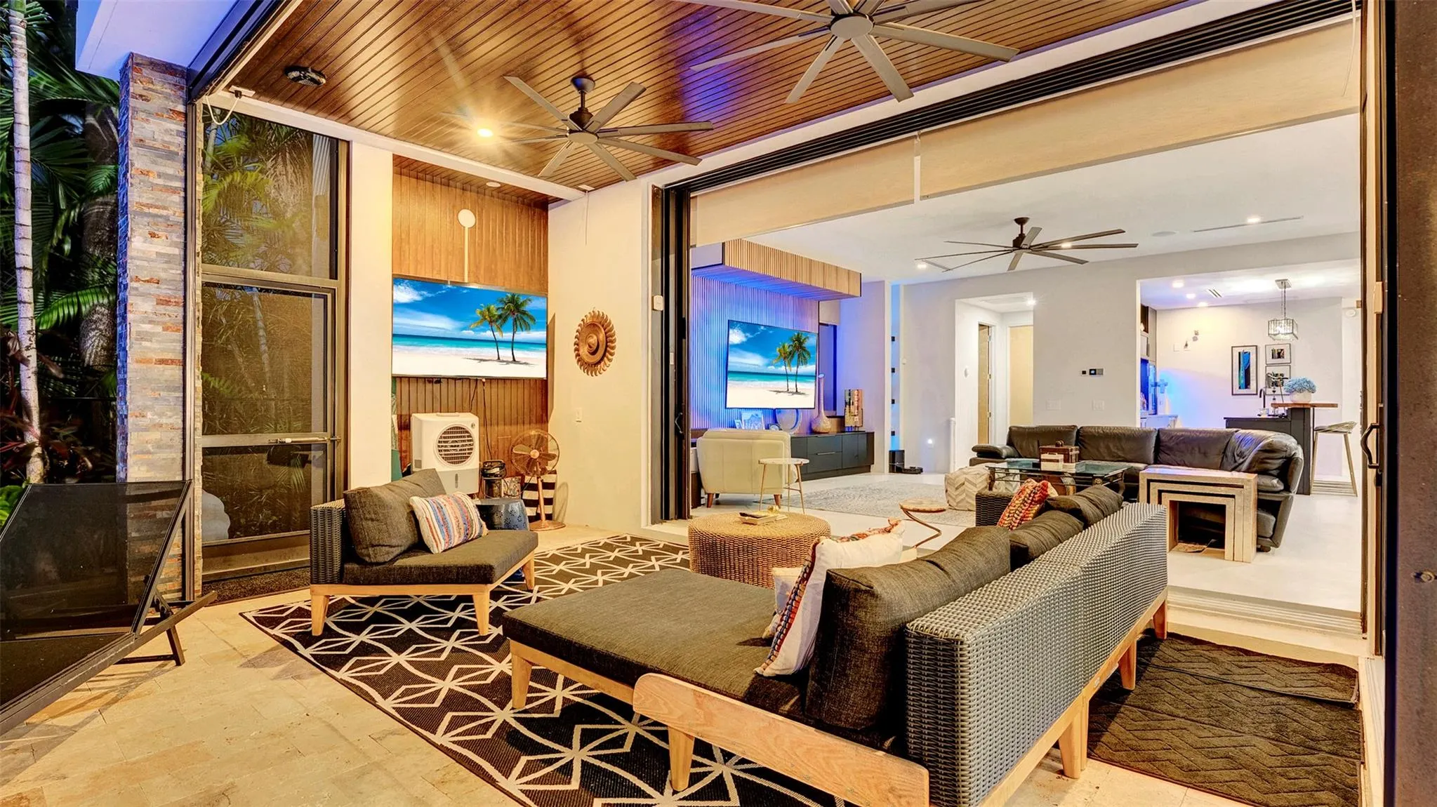 609 Poinciana Dr