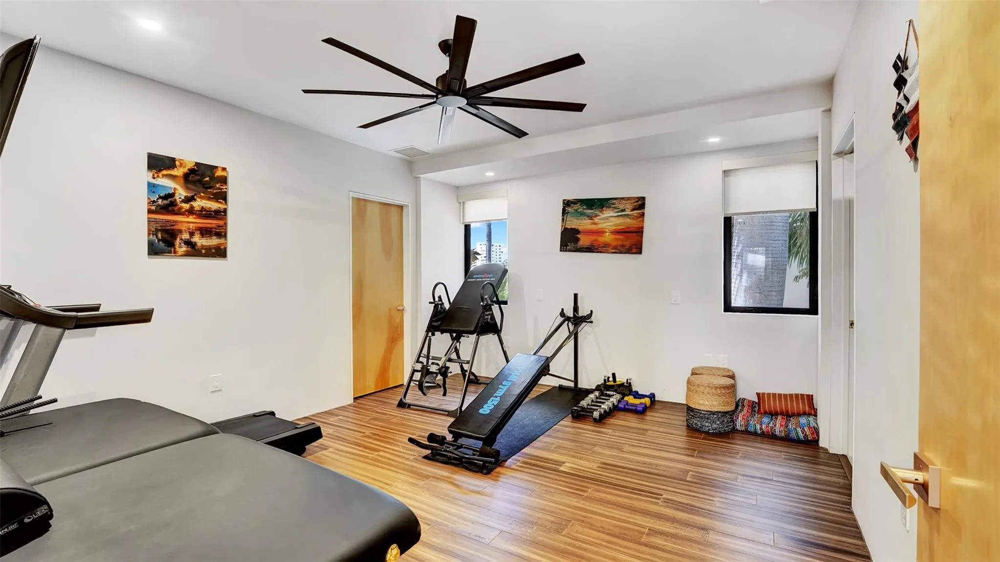 609 Poinciana Dr