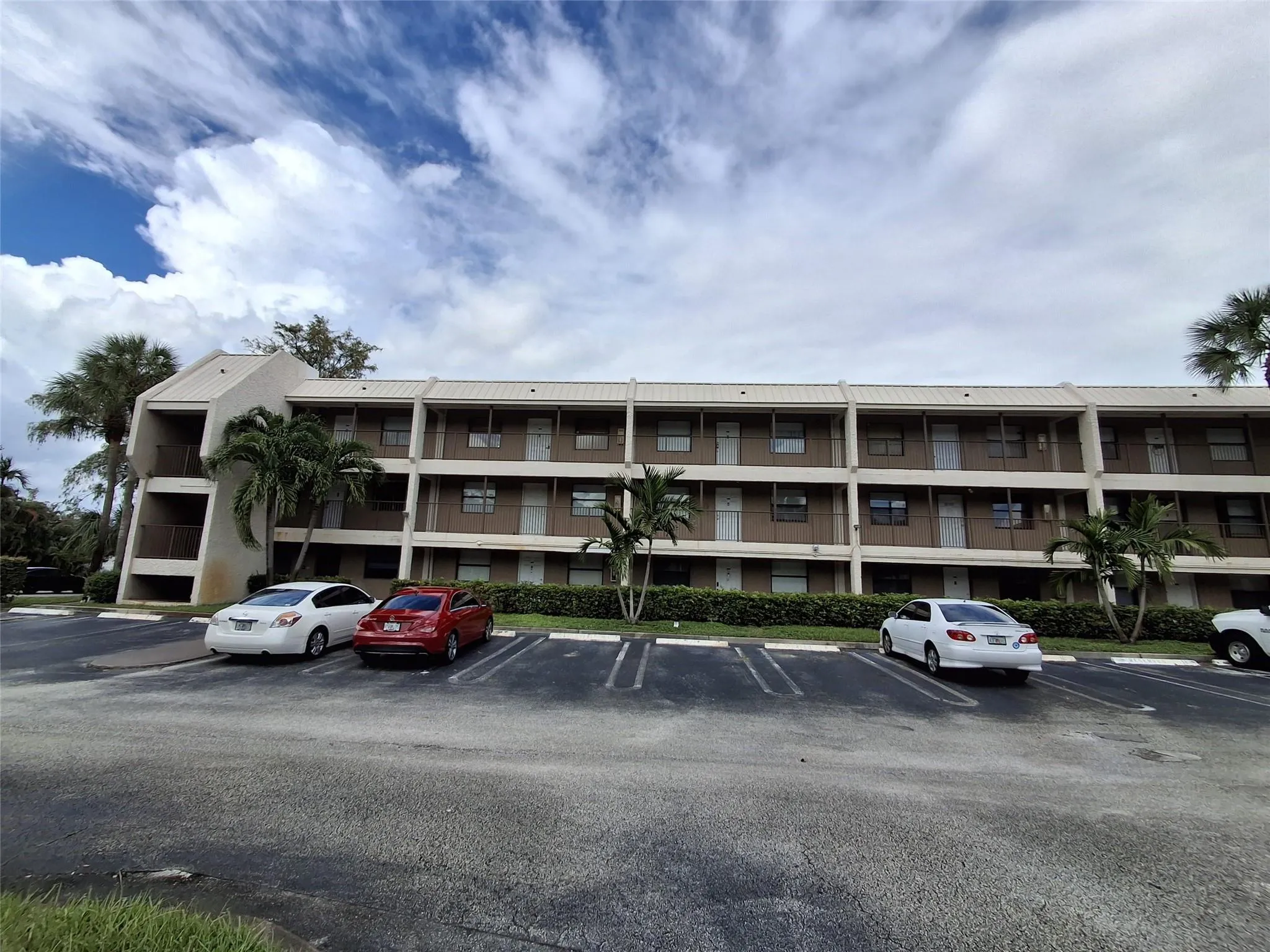 8763 Shadow Wood Blvd, #202
