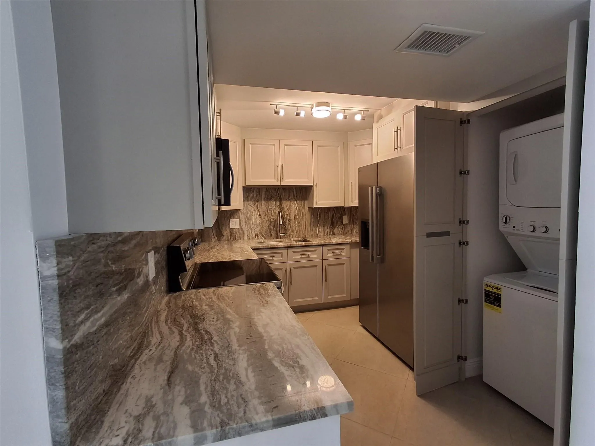 8763 Shadow Wood Blvd, #202
