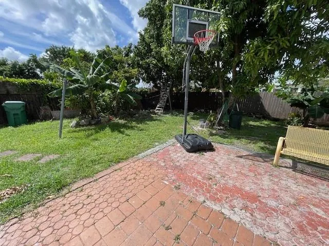 19530 NW 11th Ave