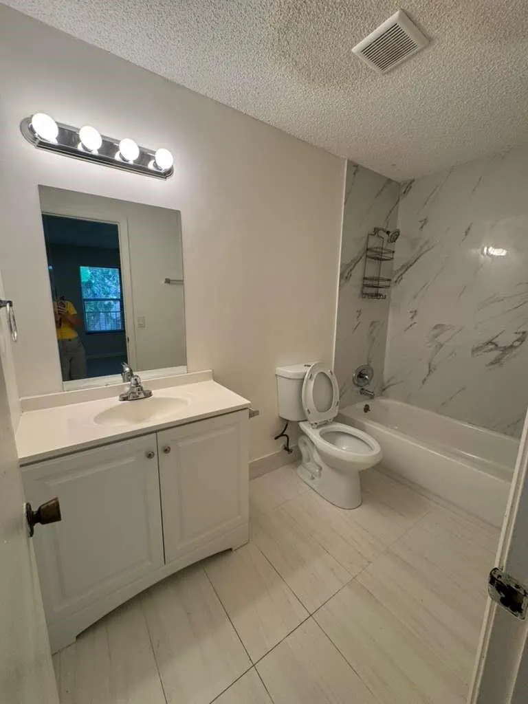 4221 W McNab Road, #42