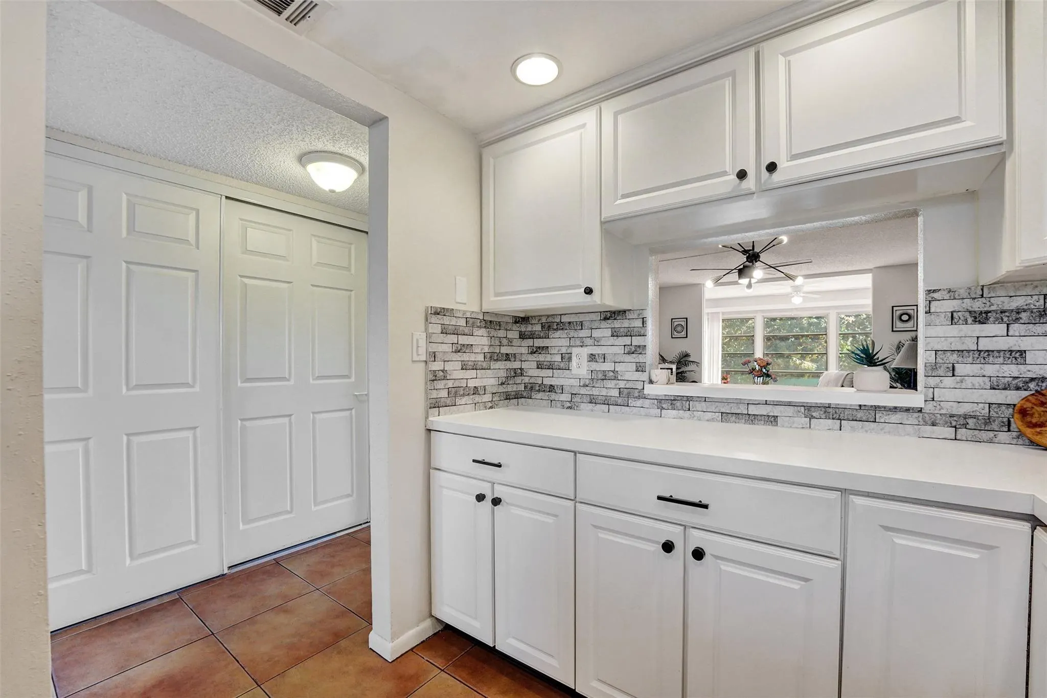 6570 Royal Palm Blvd, #210J