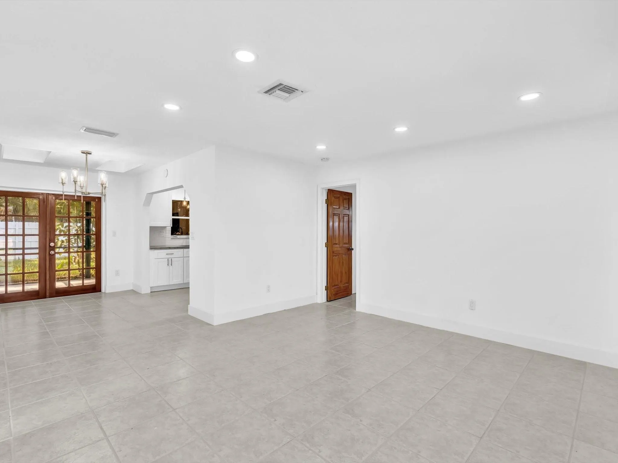 1700 SW 30th St