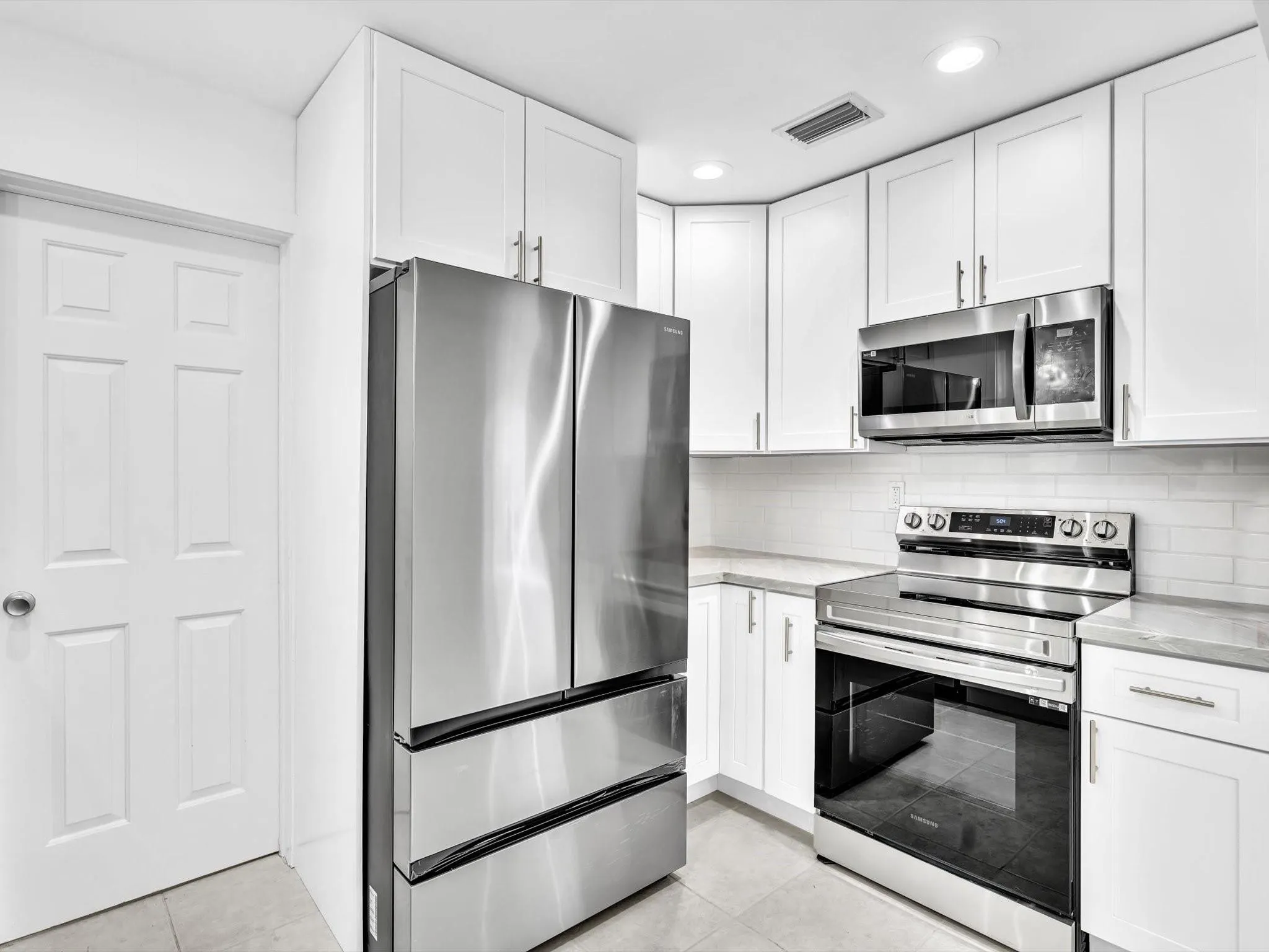 1700 SW 30th St