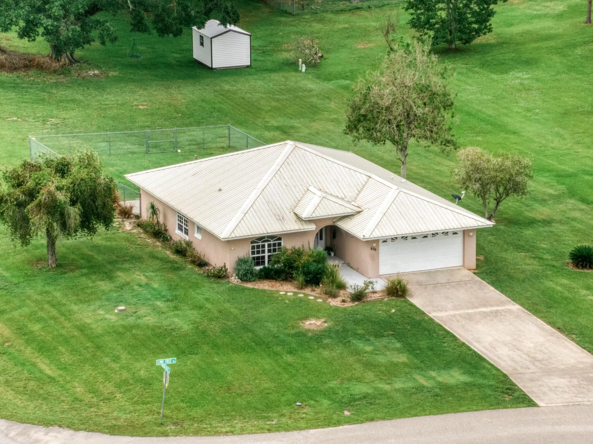 609 Limetree Dr