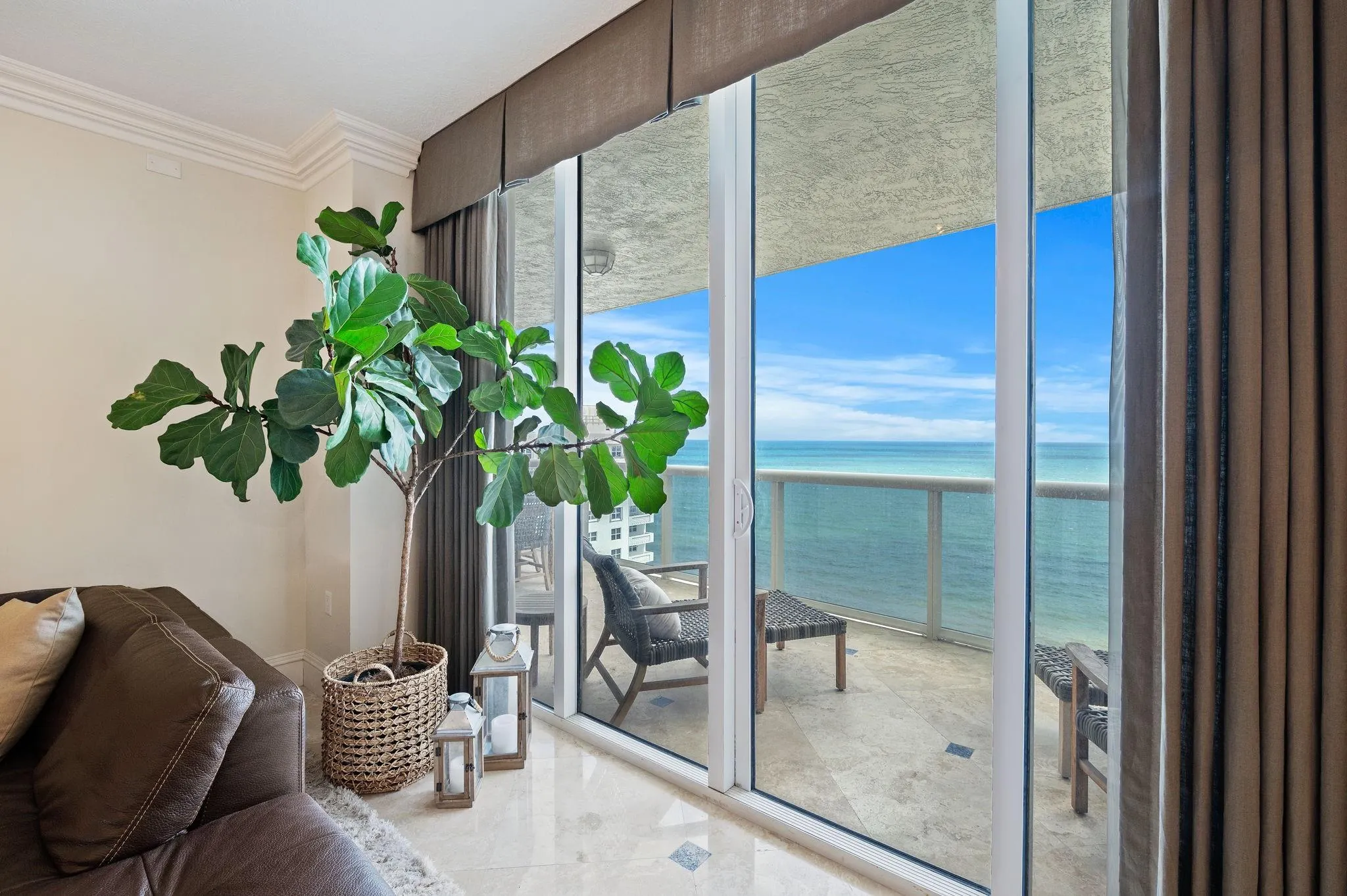 4240 Galt Ocean Dr, #1704