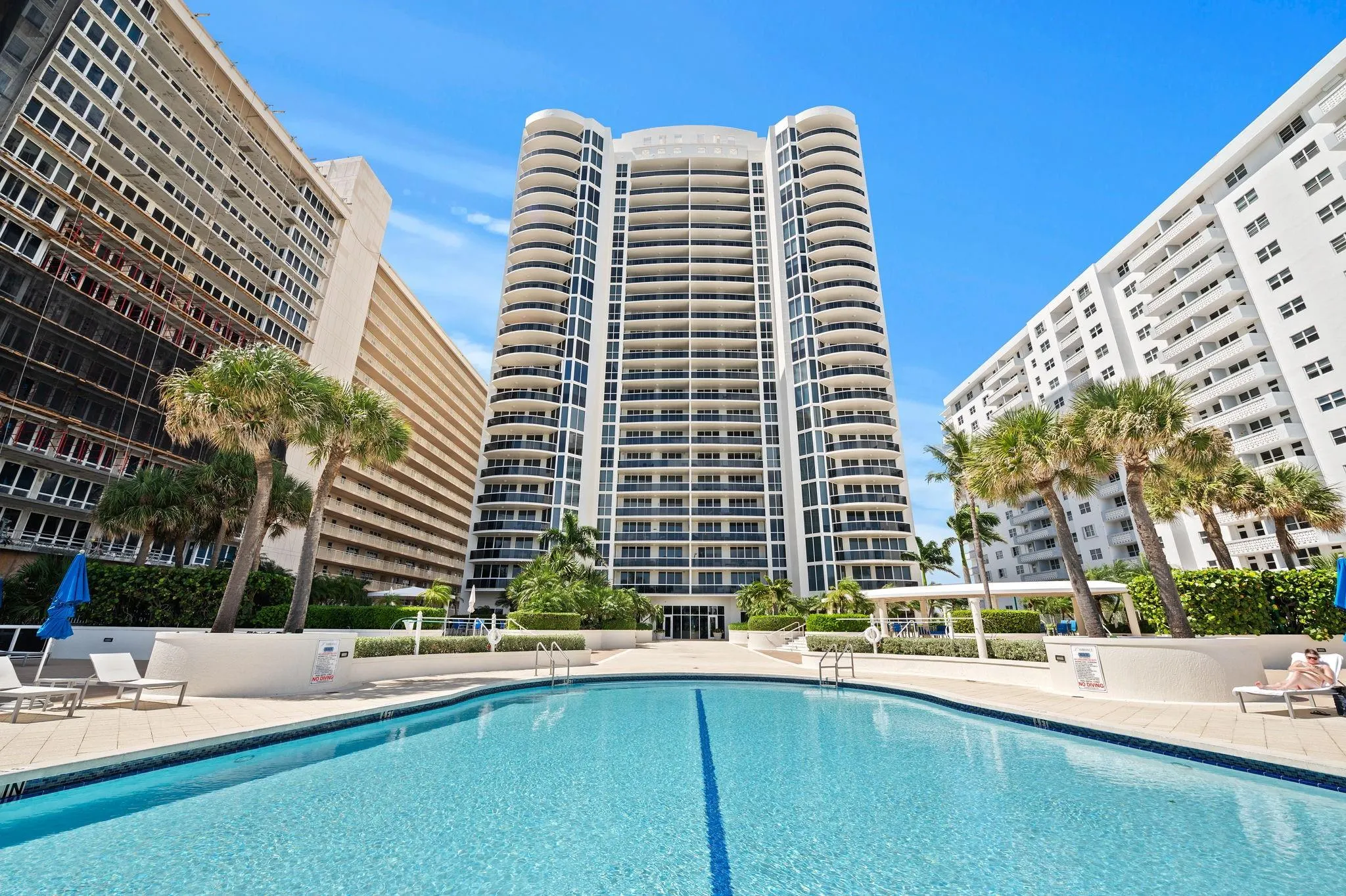 4240 Galt Ocean Dr, #1704