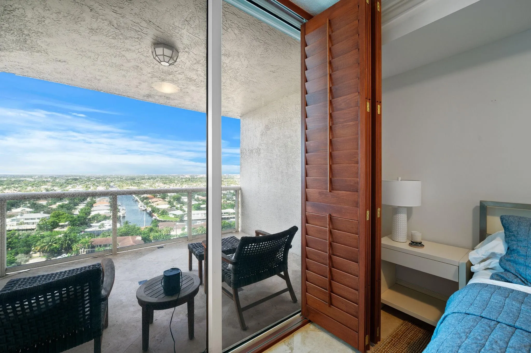 4240 Galt Ocean Dr, #1704