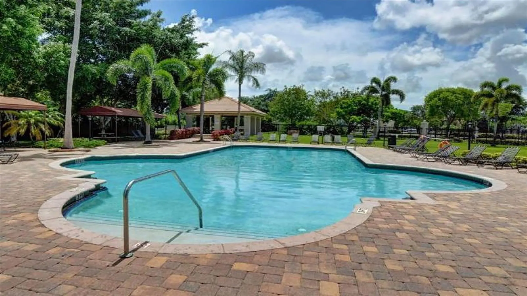 10331 Coventry Ct