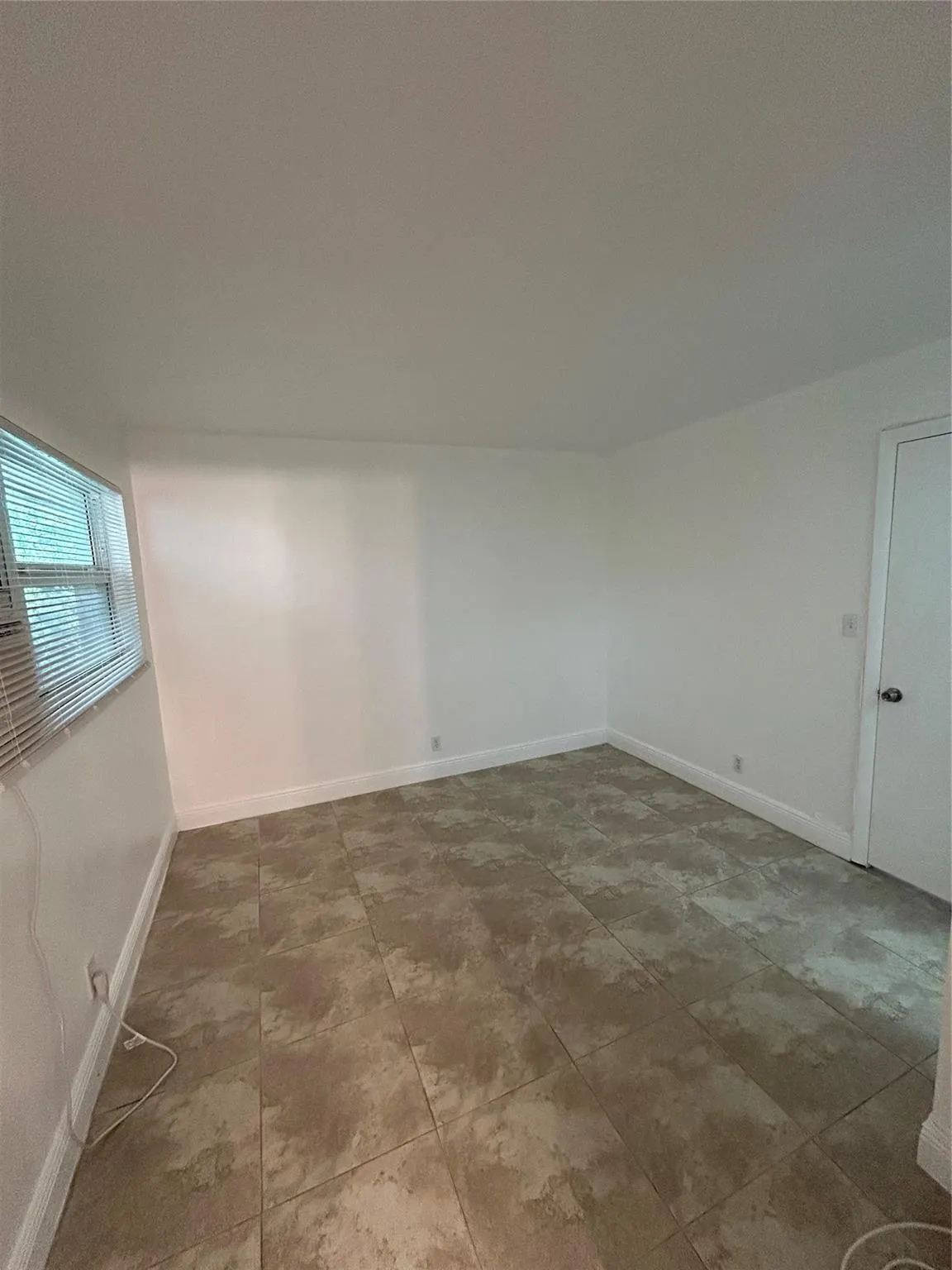 925 NE 17th Ave, #4