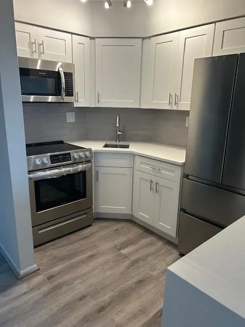 4050 N Ocean Dr, #207