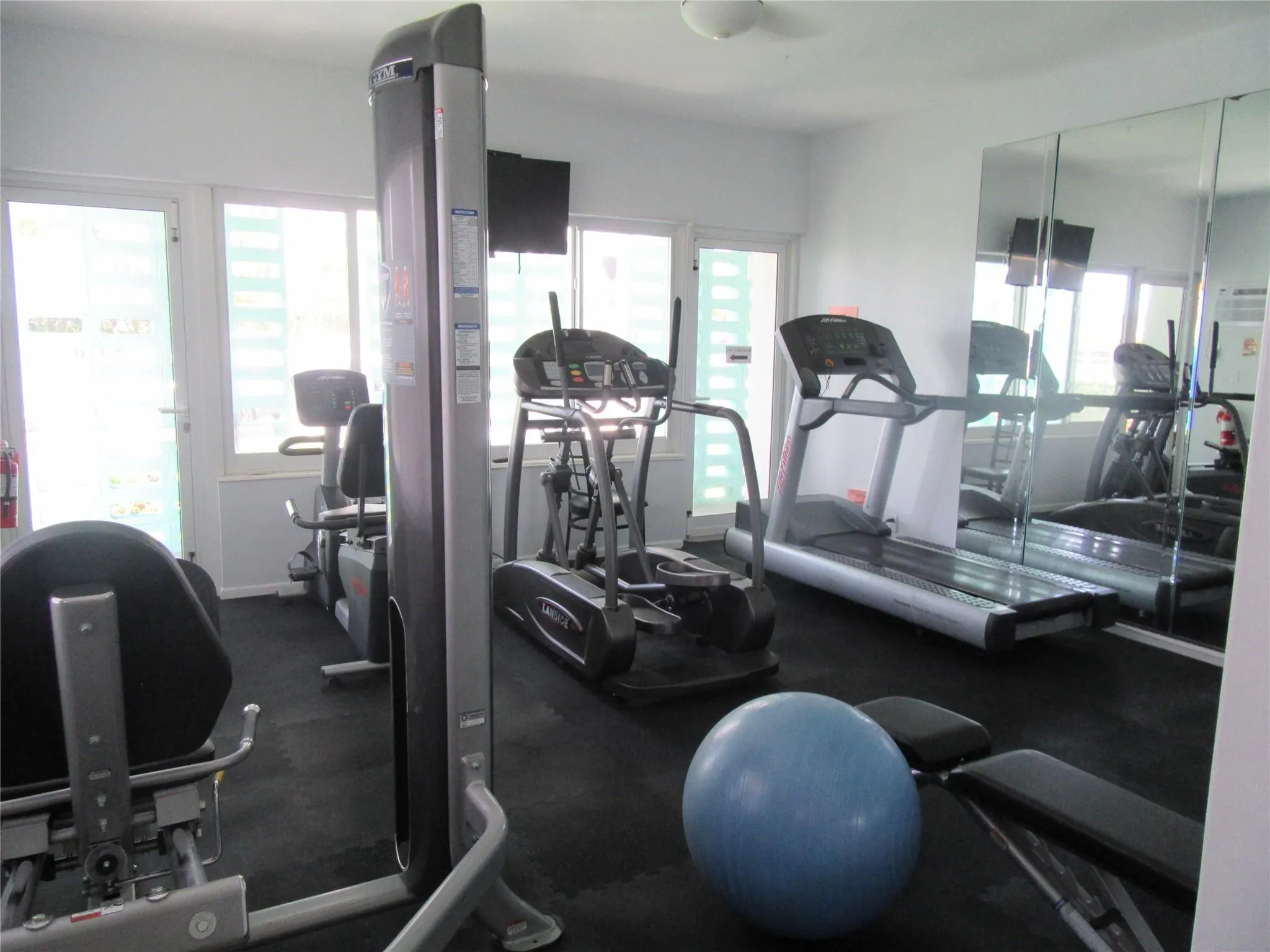 4050 N Ocean Dr, #207