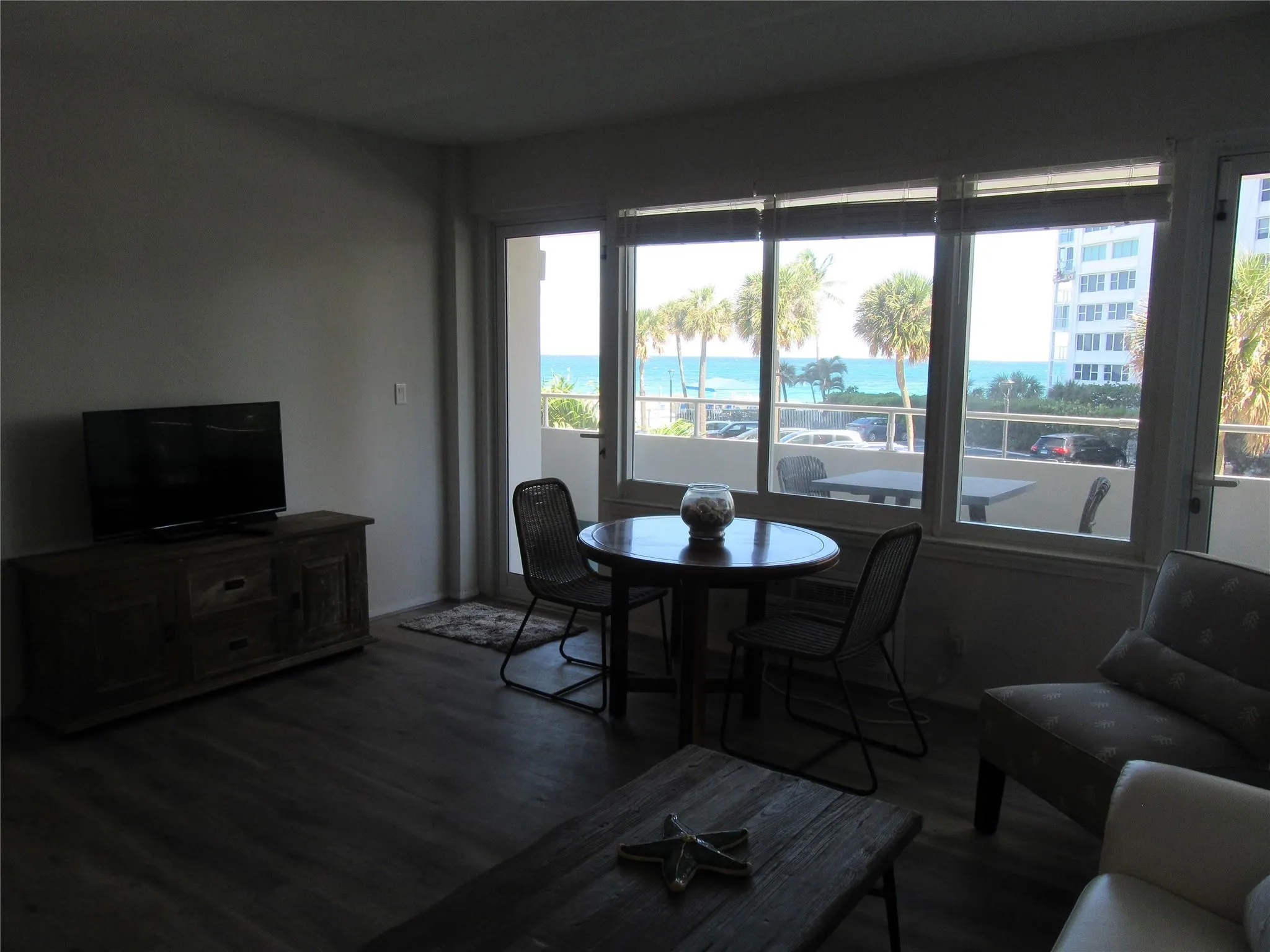 4050 N Ocean Dr, #207