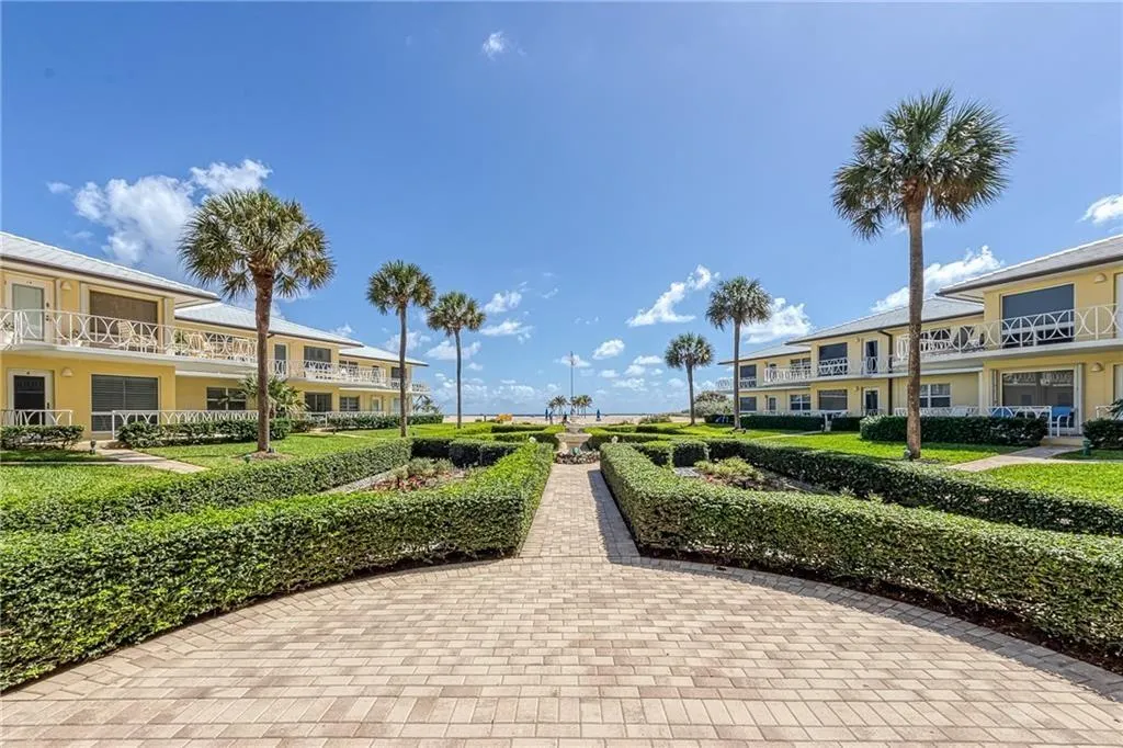 2000 S Ocean Ln, #13