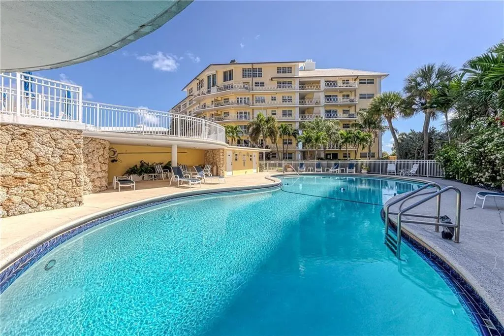 2000 S Ocean Ln, #13