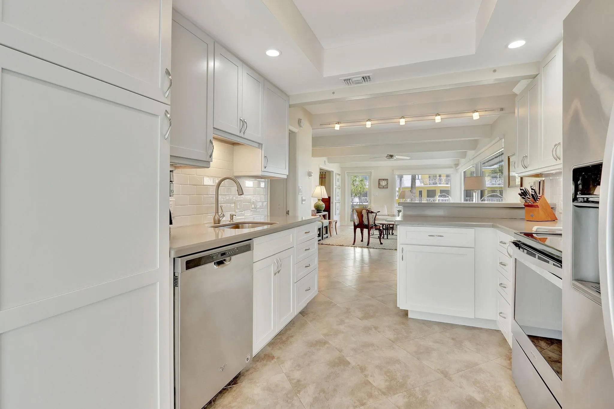 2000 S Ocean Ln, #13