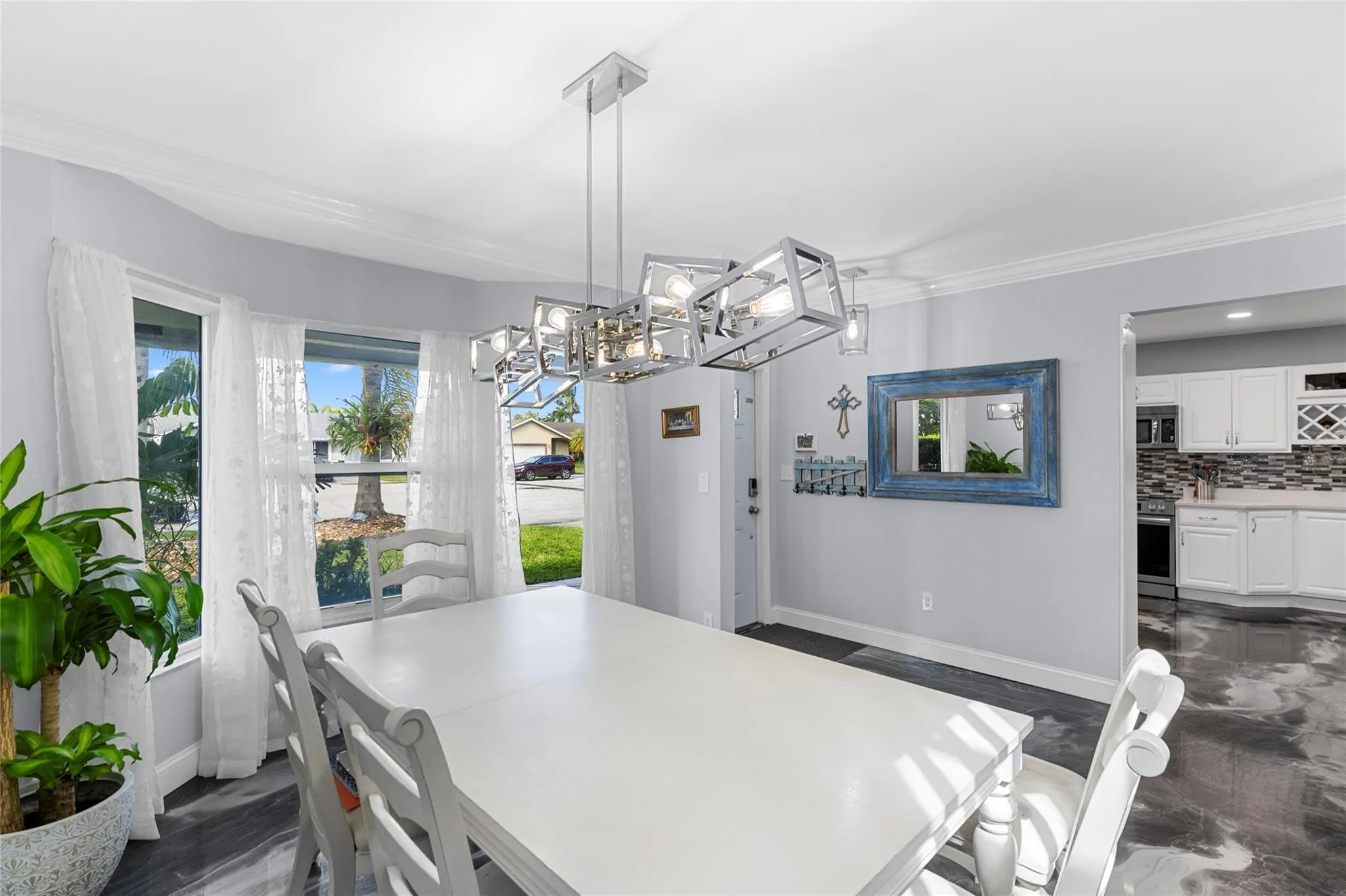 4770 SW 57th Ter