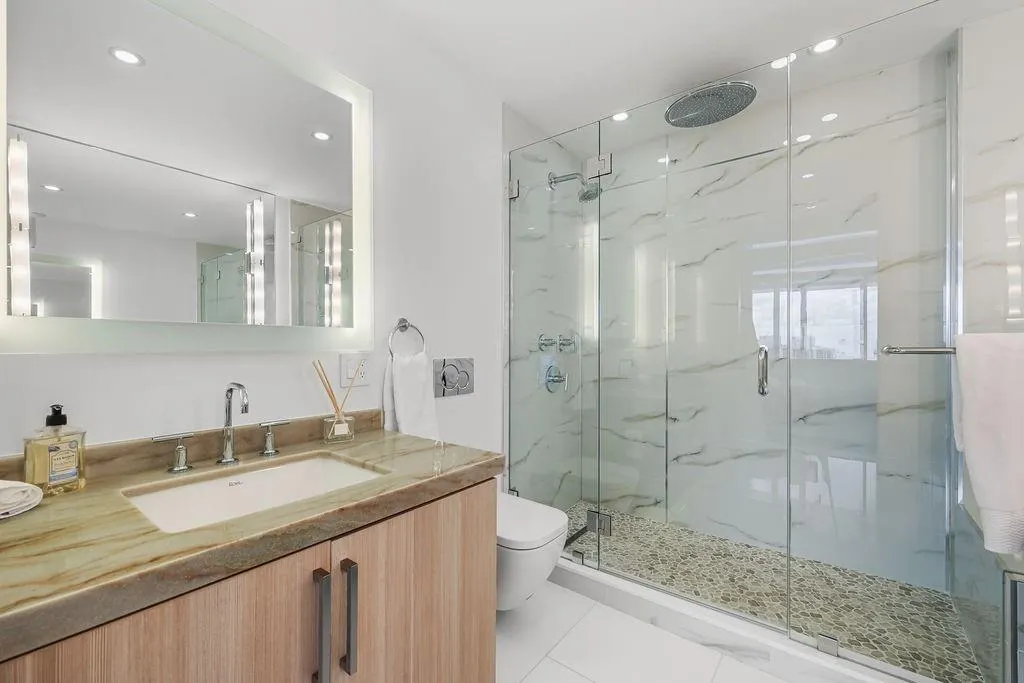 545 S Fort Lauderdale Beach Blvd, #1703