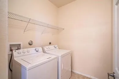 4796 Sierra Ln