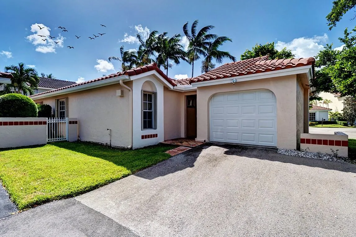 1487 Garden Rd