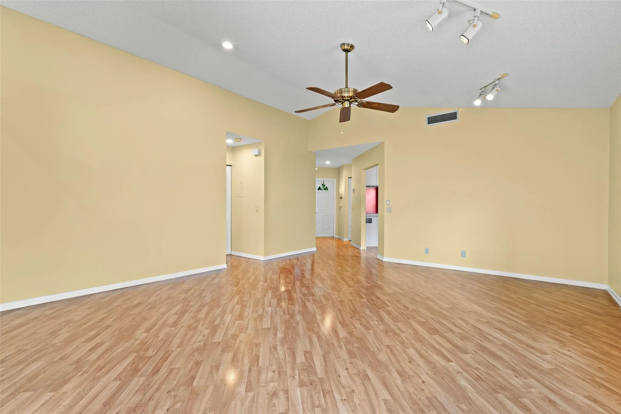 1487 Garden Rd