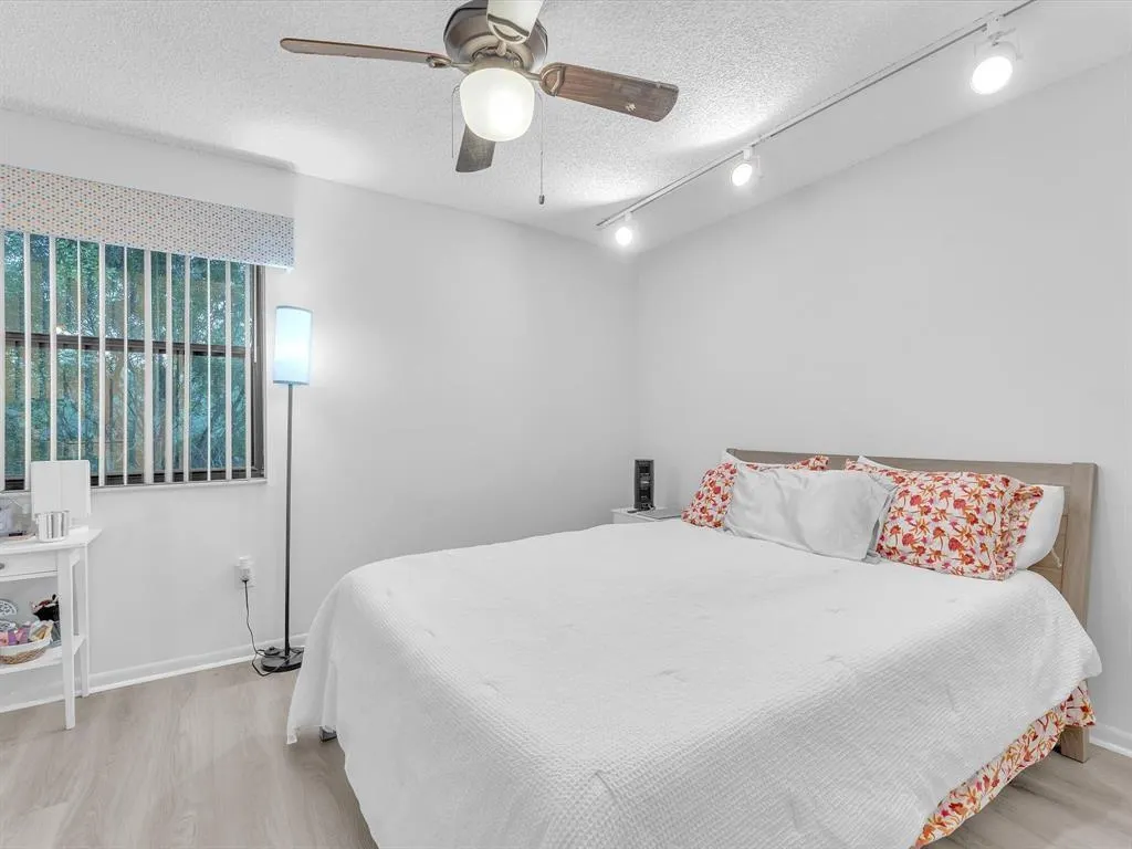 146 NW 98th Ter, #146