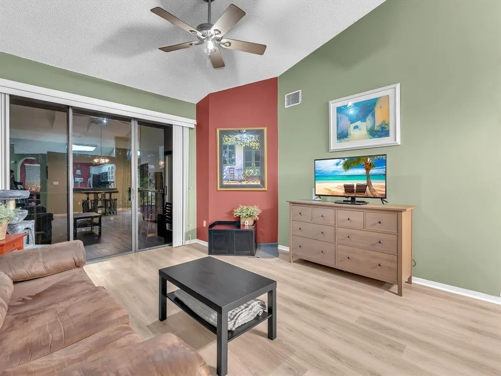 146 NW 98th Ter, #146