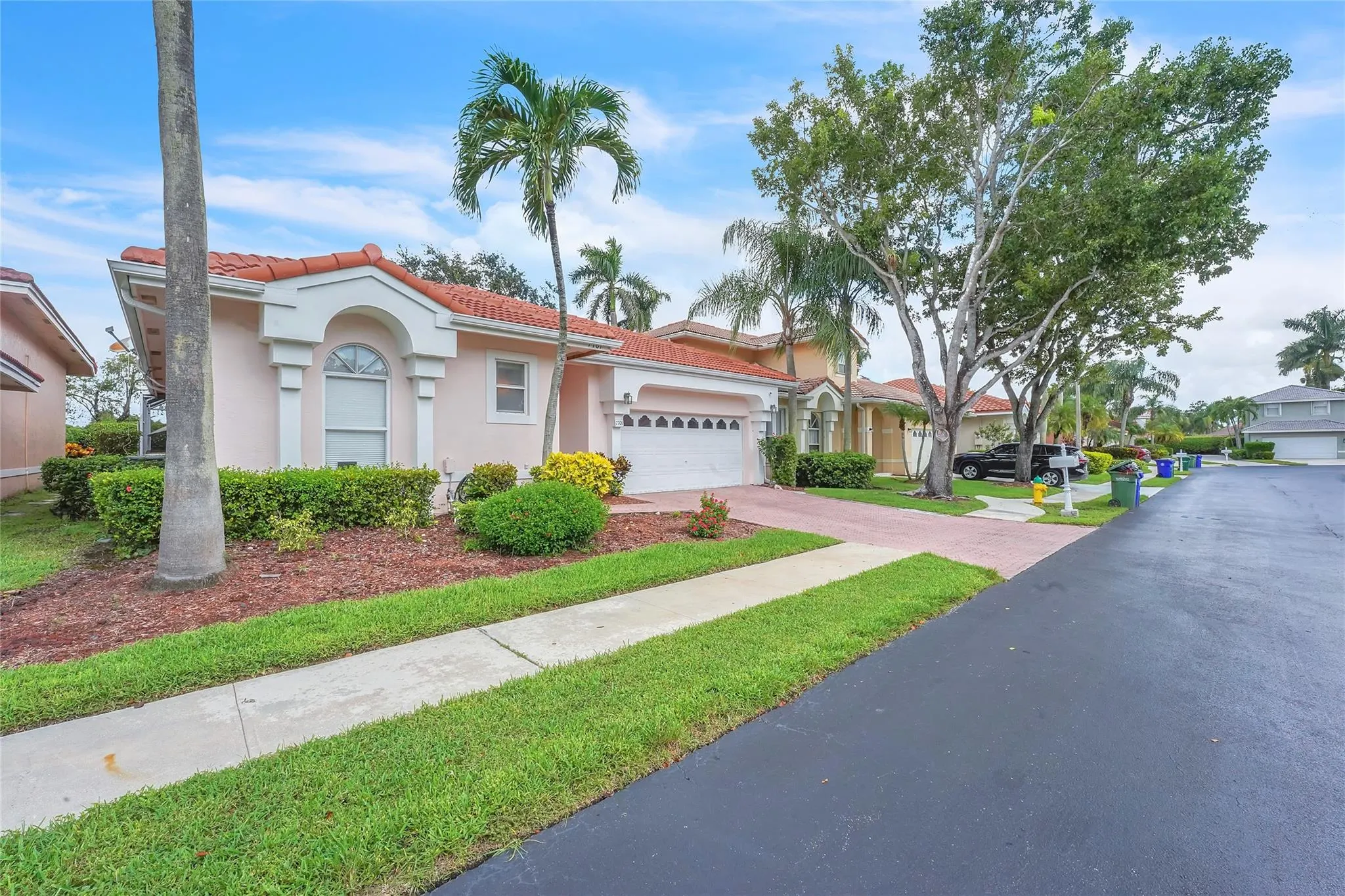 7701 Highlands Cir