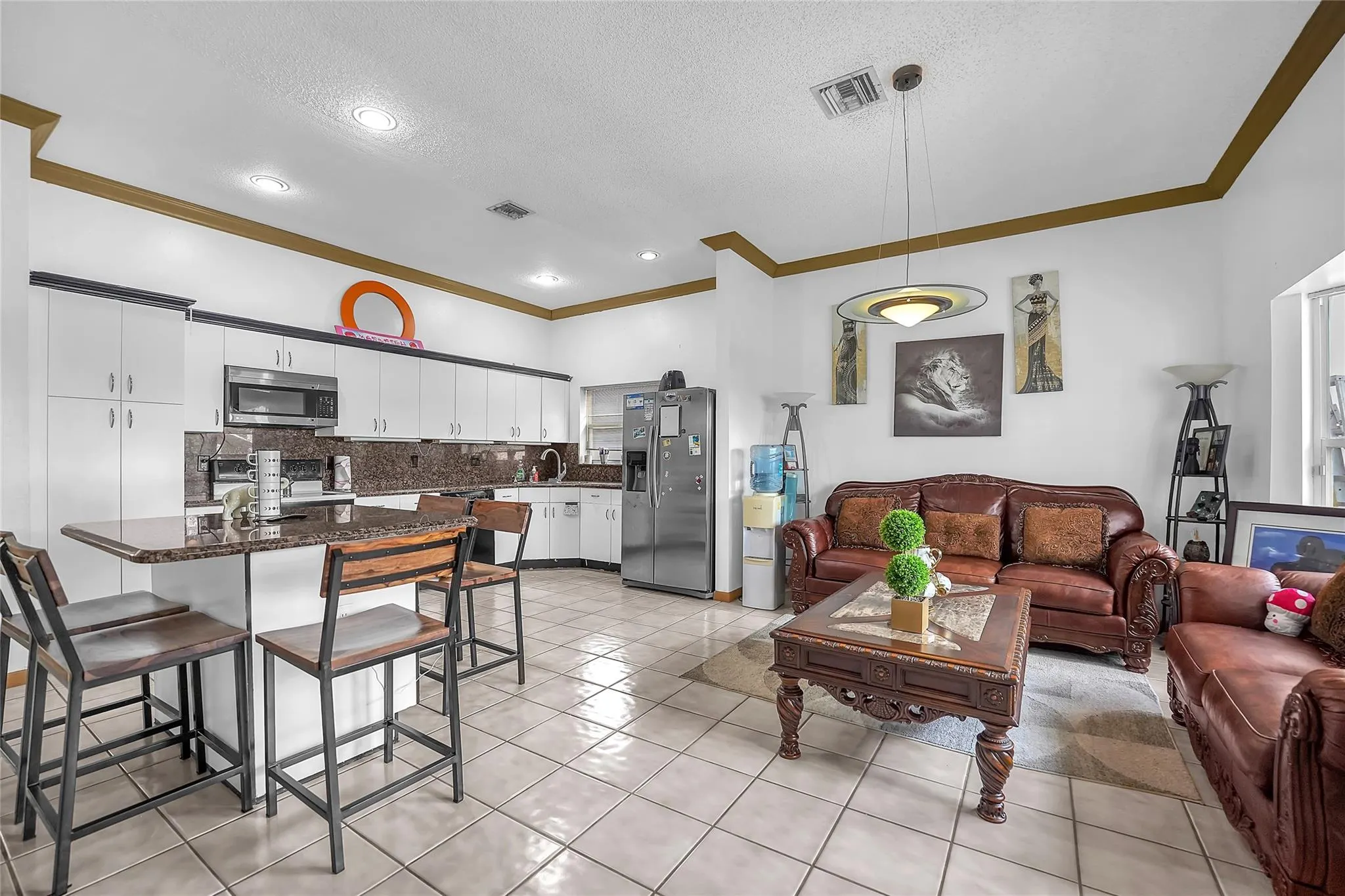 7701 Highlands Cir