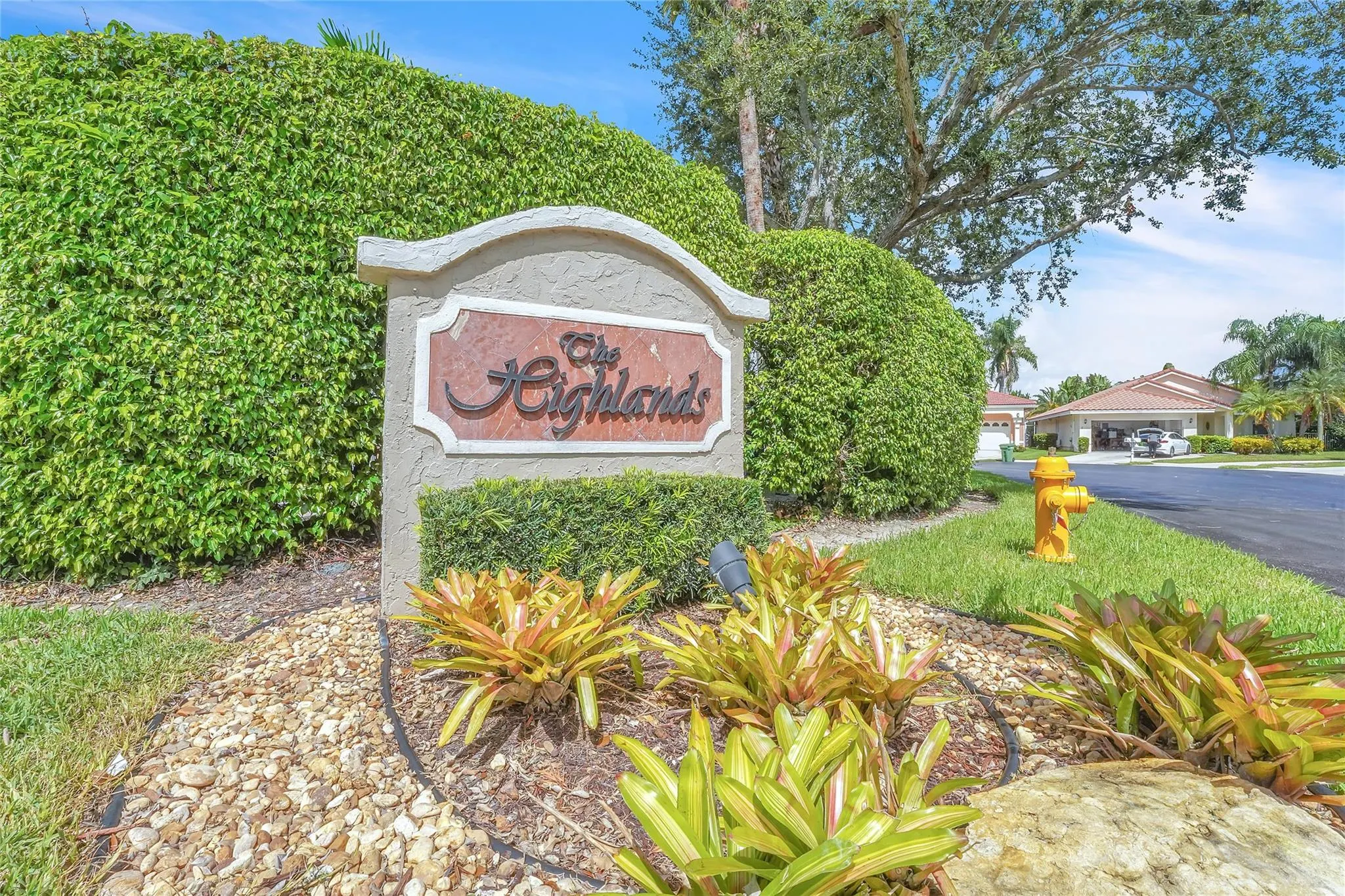 7701 Highlands Cir
