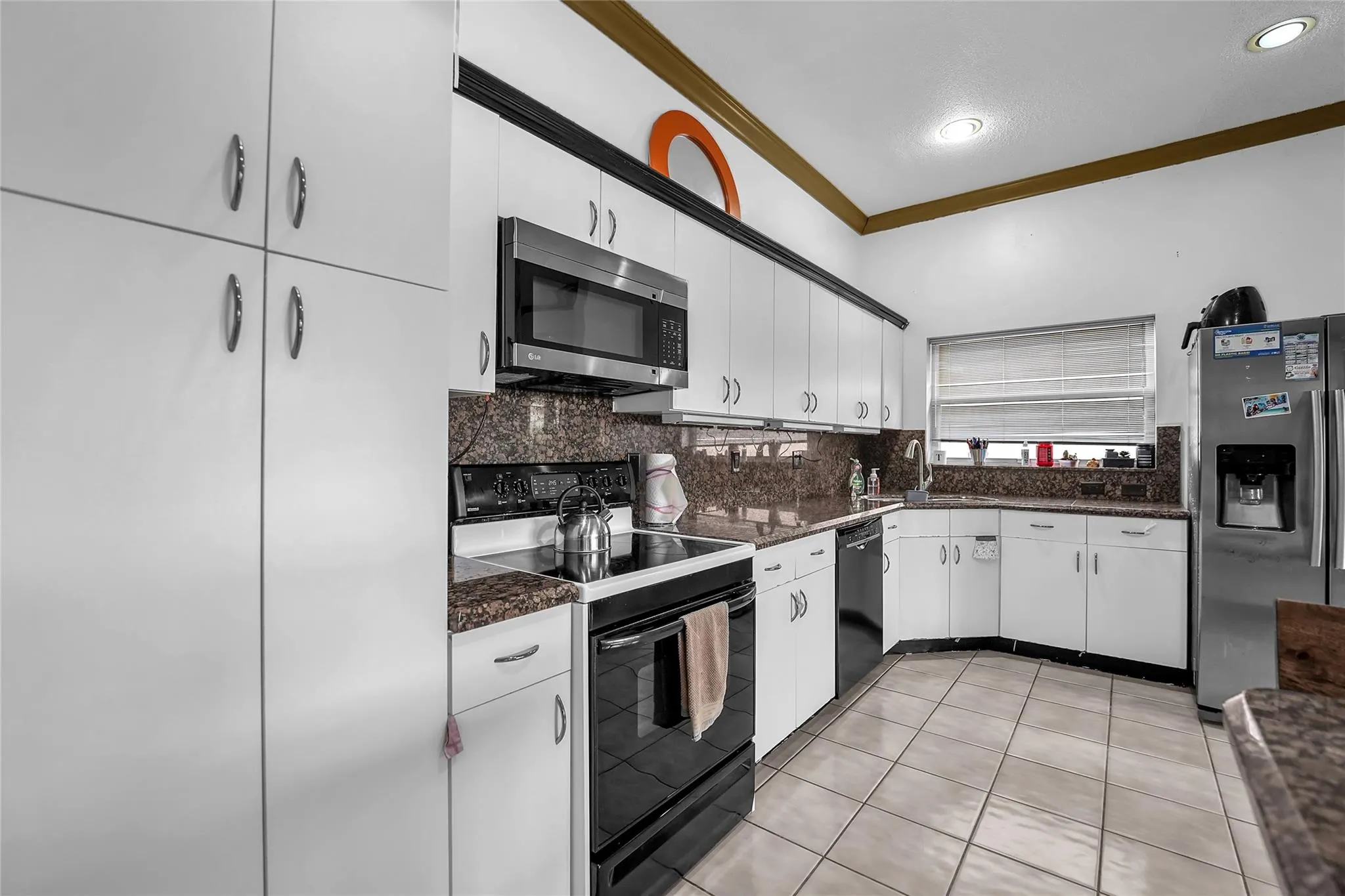 7701 Highlands Cir