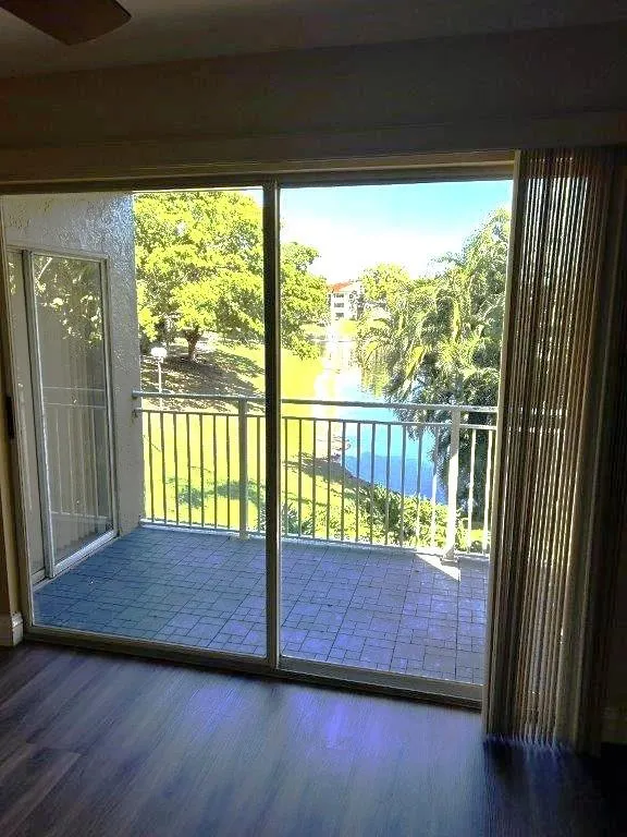 1885 Palm Cove Boulevard, #10-208